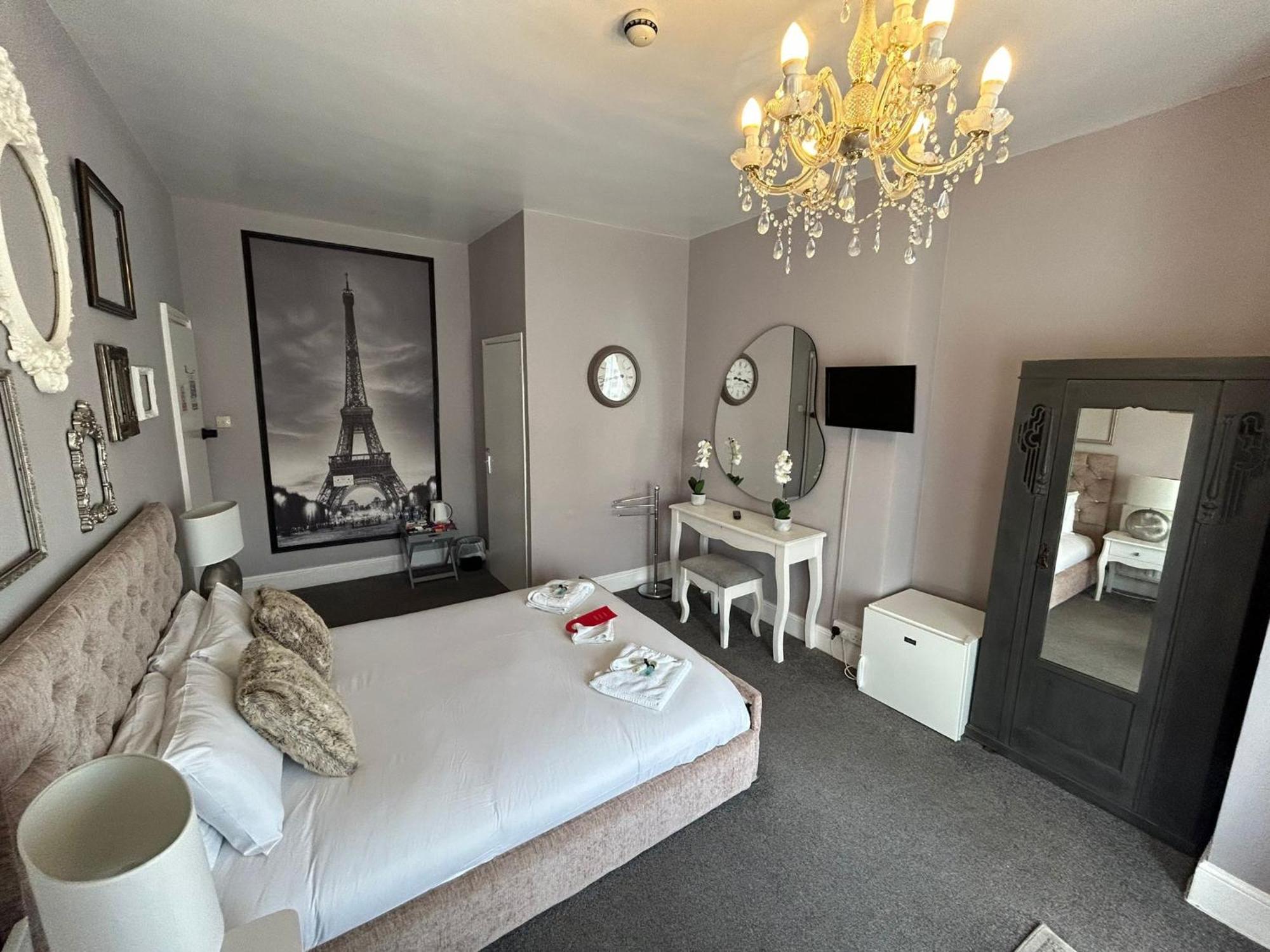The Lyndhurst Guest House Great Yarmouth Extérieur photo
