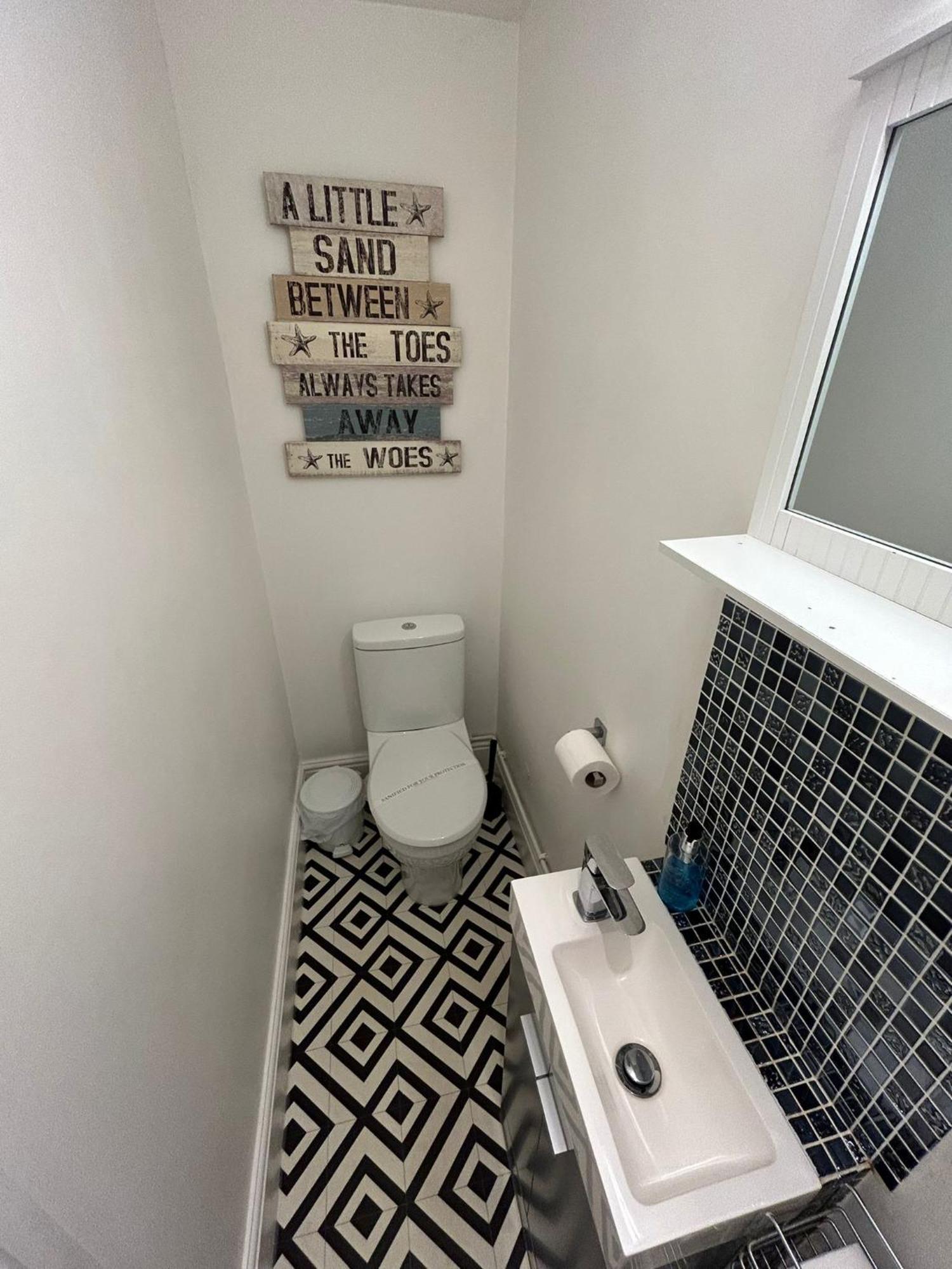 The Lyndhurst Guest House Great Yarmouth Extérieur photo