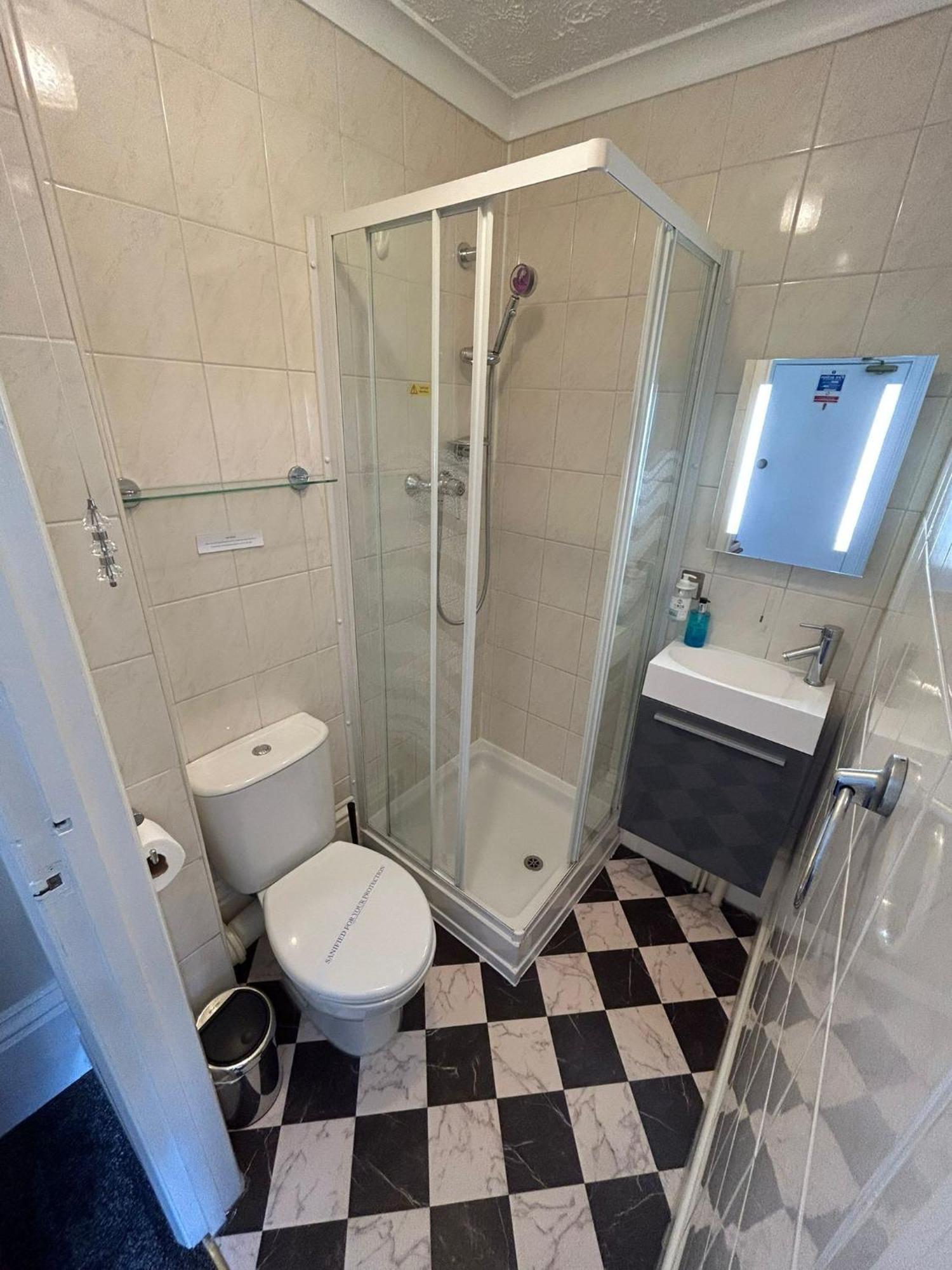 The Lyndhurst Guest House Great Yarmouth Extérieur photo