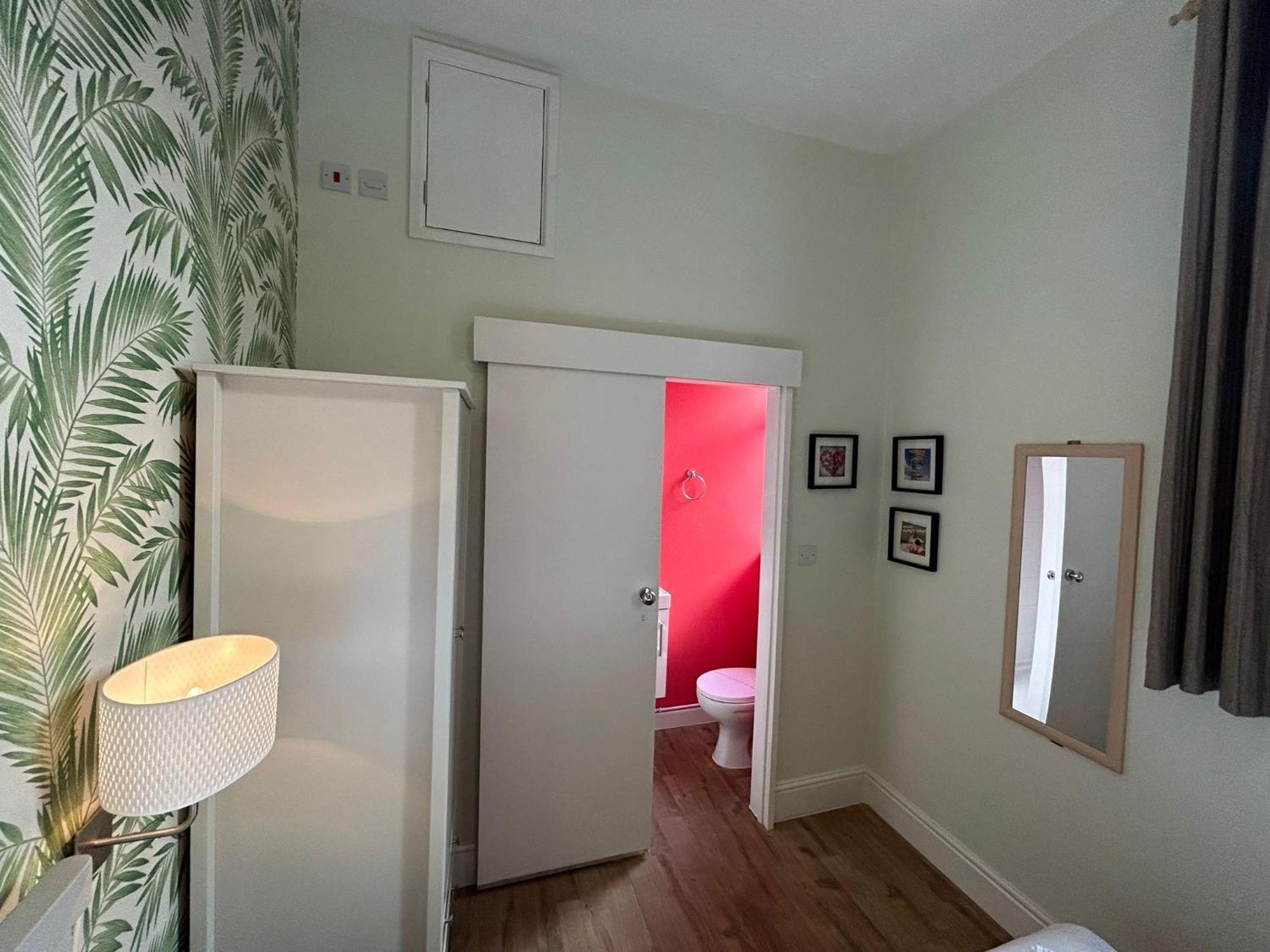 The Lyndhurst Guest House Great Yarmouth Extérieur photo